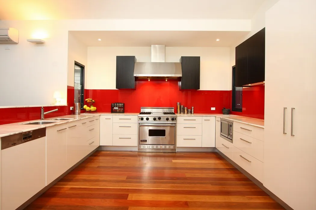 Custom kitchen by Bertelli